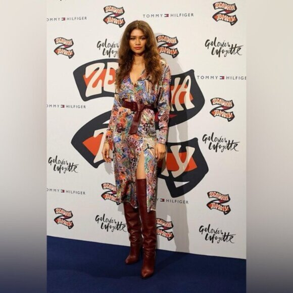 RARE ‼️ Tommy Hilfiger Women's Zendaya Dress Multi Colour- ZODIAC SIGN PRINT - Picture 1 of 16